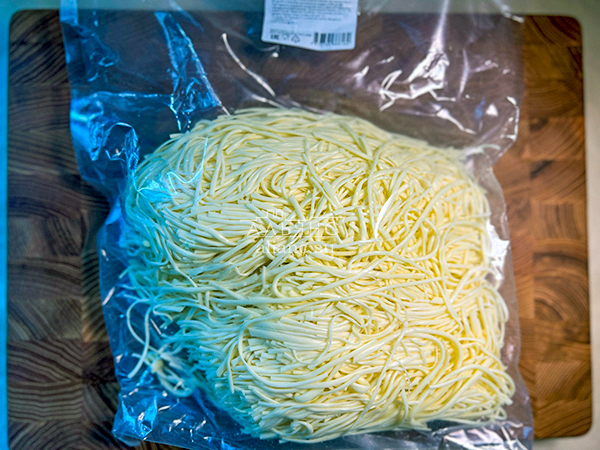 Сырный продукт ФЕРМЕРСКИЙ паутинка белая в Братске