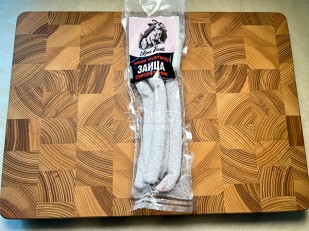 Орехи: Колбаски сыровяленые Mini Fuet 