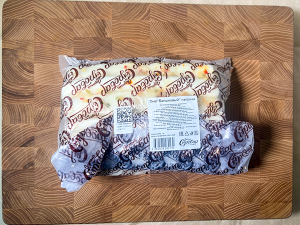 Сыр 1 кг ГОРНЫЙ СЫРОВАР (Балыковый паприка) в Братске