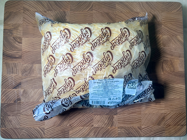 Сыр 1 кг ГОРНЫЙ СЫРОВАР (Паутинка со вкусом красной икры) в Братске